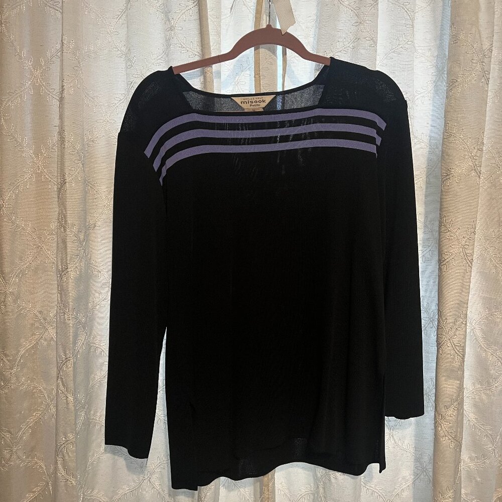 Exclusively Misook Sweater Size Petite Medium Black with with blue stripes